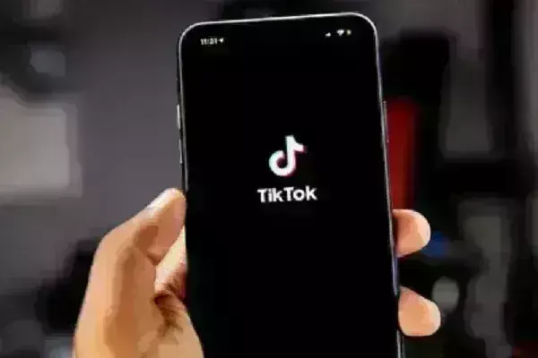 टिकटॉक ने लागत में कटौती के लिए की कर्मचारियों की छंटनी टिकटॉक ने लागत में कटौती के लिए की कर्मचारियों की छंटनी