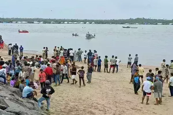 Four Punjabis died due to drowning in Australia, the family had reached Phillip Island for holiday Four Punjabis died due to drowning in Australia, the family had reached Phillip Island for holiday