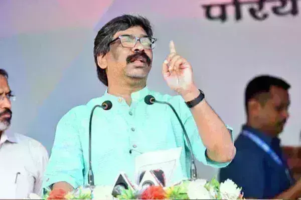 सीएम हेमंत सोरेन ने गुरुवार को ईडी के नौवें समन पर लिखित जवाब भेजा कहा मार्च के अंत तक व्यस्त हूं...