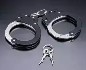 इतावली चर्च पर हमले के दो संदिग्ध गिरफ्तार