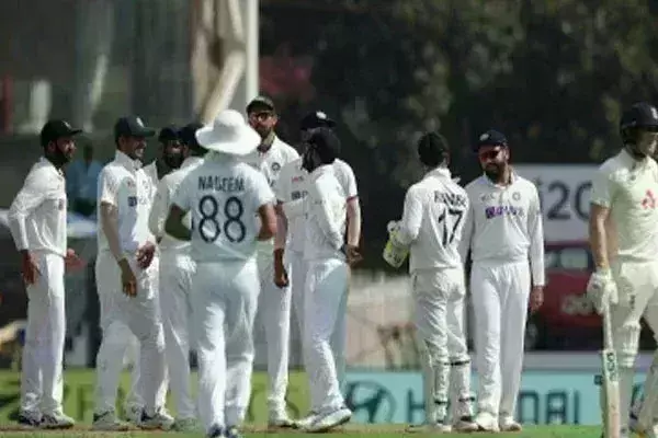 India will have to show strength with the bat to achieve parity India will have to show strength with the bat to achieve parity