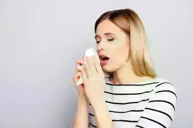 आखिर क्यों आती है खाना खाने के बाद छींक! वजह जान रह जाएंगे हैरान