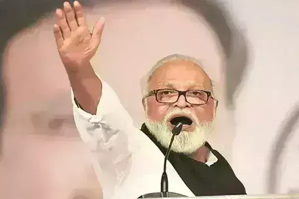 OBC आरक्षण पर अपनी ही सरकार के खिलाफ उतरे भुजबल, बोले- नवंबर में ही दे दिया था मंत्री पद से इस्तीफा OBC आरक्षण पर अपनी ही सरकार के खिलाफ उतरे भुजबल, बोले- नवंबर में ही दे दिया था मंत्री पद से इस्तीफा