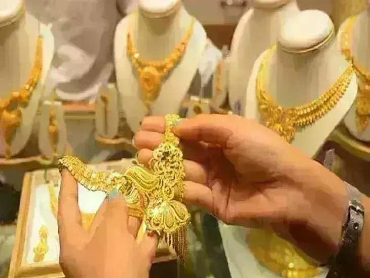 चांदी के भाव 71 हजार से नीचे, सोना के भी गिरे दाम