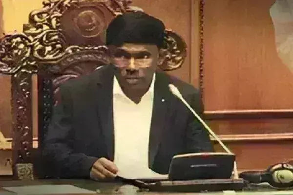 गोवा विधानसभा अध्यक्ष ने उनके खिलाफ आरोप लगाने के लिए पूर्व मंत्री को तलब किया