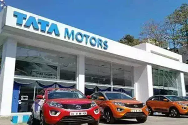Tata Motors net profit in the third quarter increased more than two times to Rs 7,3025 crore