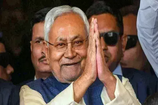 10 करोड़ और मंत्री पद का मिला था ऑफर, JDU विधायक ने अपनी ही पार्टी के MLA के खिलाफ दर्ज करवाई FIR 10 करोड़ और मंत्री पद का मिला था ऑफर, JDU विधायक ने अपनी ही पार्टी के MLA के खिलाफ दर्ज करवाई FIR