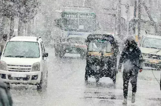 सावधान ... देश के इन राज्यों में बदलने वाला है मौसम, भारी बारिश और बर्फबारी का अलर्ट जारी सावधान ... देश के इन राज्यों में बदलने वाला है मौसम, भारी बारिश और बर्फबारी का अलर्ट जारी