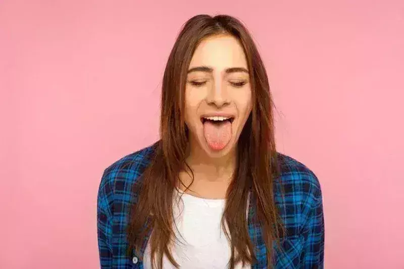 जीभ का रंग खोलता है कई राज, आज ही कांच में देखकर पता लगाएं- आपको कोई बीमारी तो नहीं है?