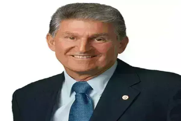 उदारवादी डेमोक्रेटिक सीनेटर जो मैनचिन ने अमेरिकी राष्ट्रपति पद का चुनाव लडऩे से किया इनकार