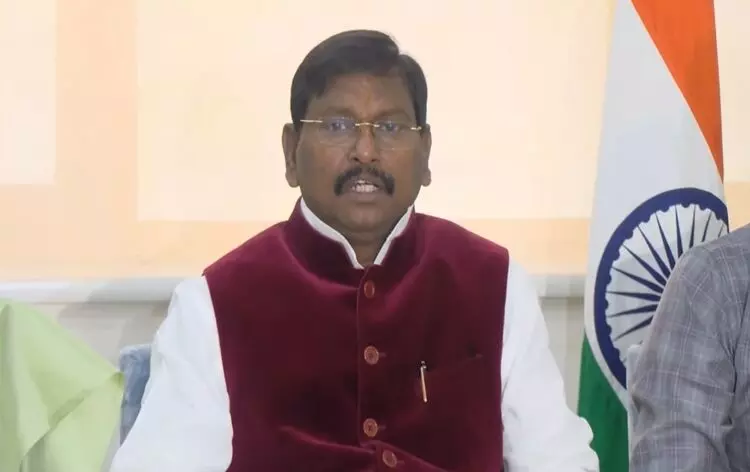 केंद्र और किसान नेताओं के बीच चंडीगढ़ में चौथे दौर की हुई बातचीत केंद्र और किसान नेताओं के बीच चंडीगढ़ में चौथे दौर की हुई बातचीत