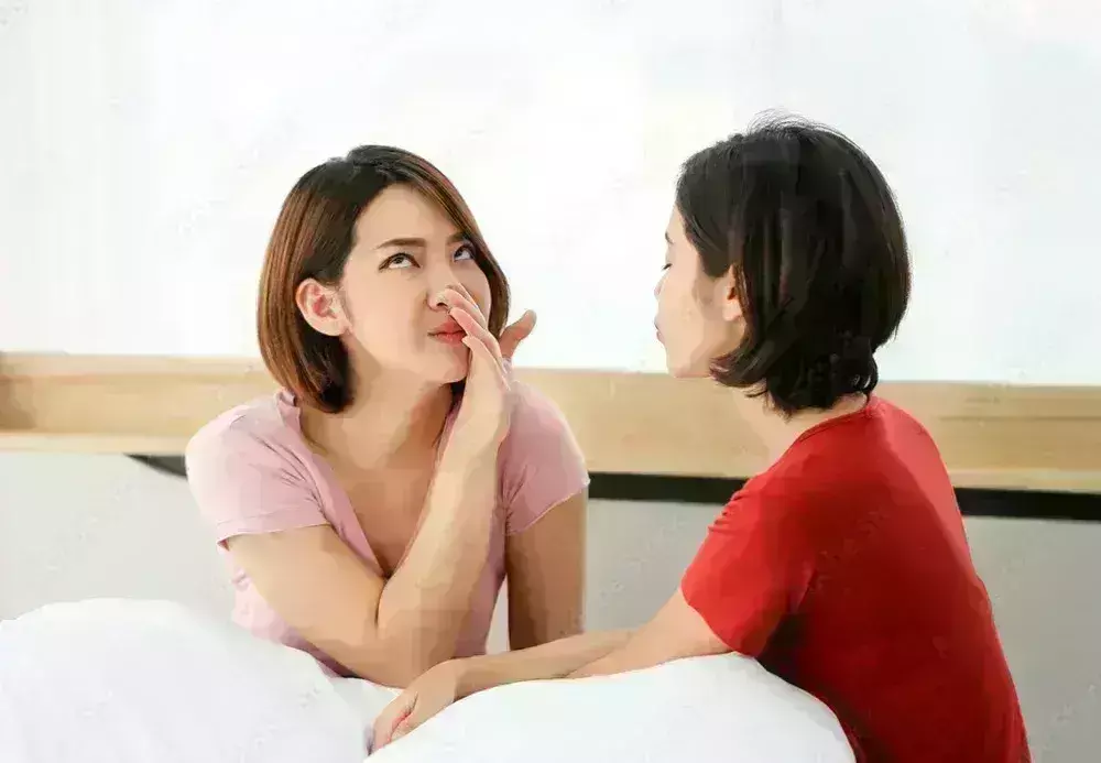 सुबह-सुबह आती है मुंह से बदबू? संभल जाइए, हो सकता है बीमारियों का संकेत सुबह-सुबह आती है मुंह से बदबू? संभल जाइए, हो सकता है बीमारियों का संकेत