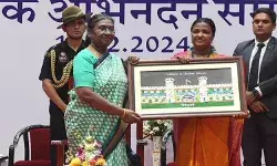 рд░рд╛рд╖реНрдЯреНрд░рдкрддрд┐ рдореБрд░реНрдореВ рдиреЗ рдЕрдВрдбрдорд╛рди рдФрд░ рдирд┐рдХреЛрдмрд╛рд░ рджреНрд╡реАрдк рд╕рдореВрд╣ рдХреЗ рдкрд░реНрдпрд╛рд╡рд░рдг рдФрд░ рдкрд╛рд░рд┐рд╕реНрдерд┐рддрд┐рдХреА рдХреЗ рд╕рдВрд░рдХреНрд╖рдг рдкрд░ рдЬреЛрд░ рджрд┐рдпрд╛ рд░рд╛рд╖реНрдЯреНрд░рдкрддрд┐ рдореБрд░реНрдореВ рдиреЗ рдЕрдВрдбрдорд╛рди рдФрд░ рдирд┐рдХреЛрдмрд╛рд░ рджреНрд╡реАрдк рд╕рдореВрд╣ рдХреЗ рдкрд░реНрдпрд╛рд╡рд░рдг рдФрд░ рдкрд╛рд░рд┐рд╕реНрдерд┐рддрд┐рдХреА рдХреЗ рд╕рдВрд░рдХреНрд╖рдг рдкрд░ рдЬреЛрд░ рджрд┐рдпрд╛