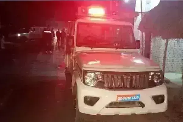 दर्दनाक हादसा : अज्ञात वाहन ने ऑटो में मारी टक्कर, नौ की मौत