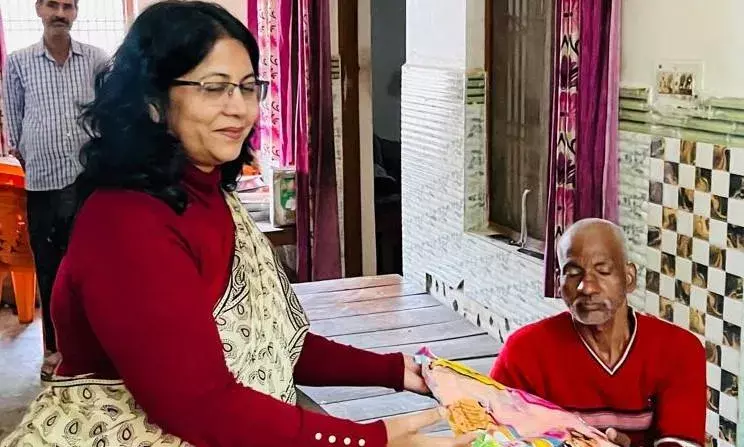 बच्चें माता-पिता को कभी बोझ न समझे बल्कि बुढ़ापे का सहारा बनेः कुलपति