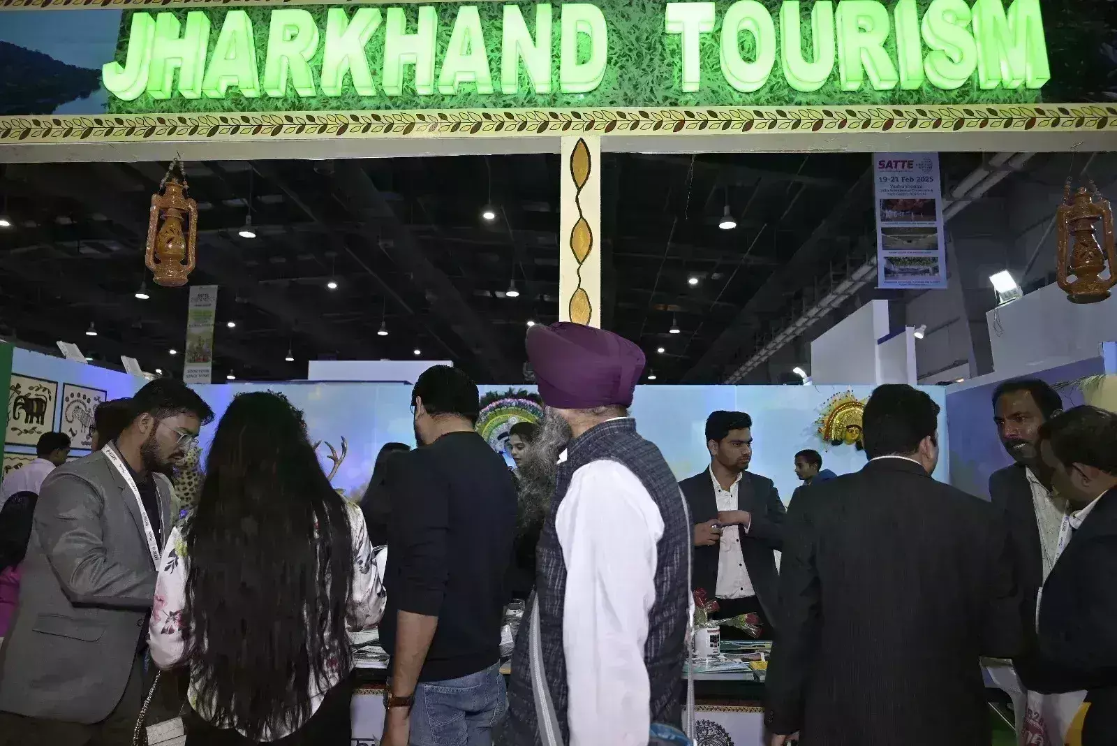 इंडिया एक्सपो सेंटर के दुसरे दिन झारखंड पवेलियन में लोगों ने पर्यटन के बारे में जाना इंडिया एक्सपो सेंटर के दुसरे दिन झारखंड पवेलियन में लोगों ने पर्यटन के बारे में जाना