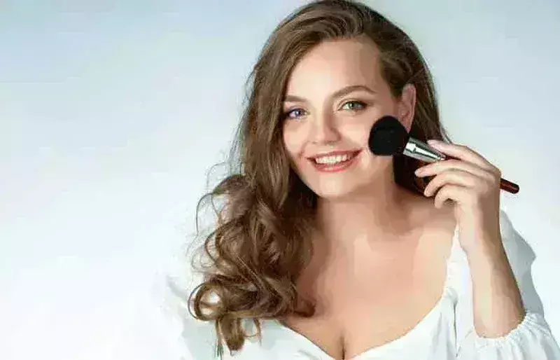 ﻿मेकअप करने के बाद आप भी छोड़ देती हैं अपने ब्रशेज? तो आज ही बदल दीजिए ये आदत