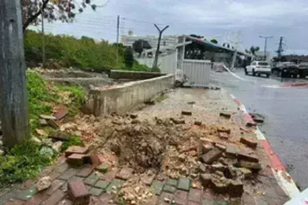 लेबनान में इजऱाइली हमले में दो की मौत, तीन घायल लेबनान में इजऱाइली हमले में दो की मौत, तीन घायल