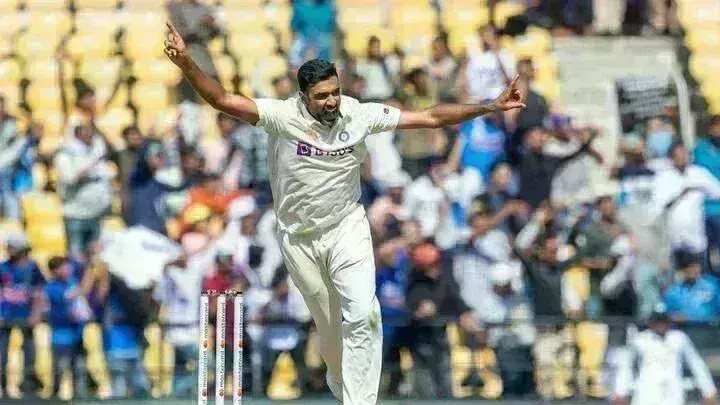 रविचंद्रन अश्विन भारत में सर्वाधिक टेस्ट विकेट लेने वाले गेंदबाज बने रविचंद्रन अश्विन भारत में सर्वाधिक टेस्ट विकेट लेने वाले गेंदबाज बने
