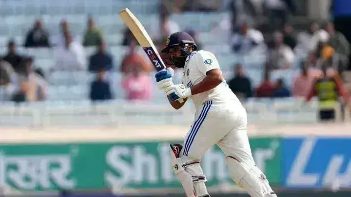 रोहित शर्मा ने लगाया अर्धशतक, पूरे किए अपने 9,000 प्रथम श्रेणी रन