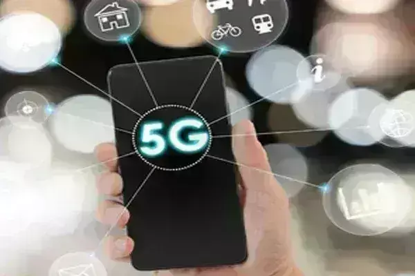 वैश्विक 5जी स्मार्टफोन शिपमेंट 2023 की चौथी तिमाही में 2 अरब यूनिट के पार !