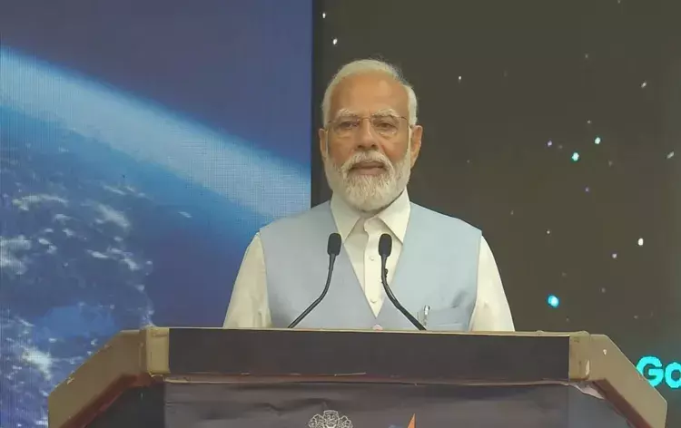 पीएम मोदी ने केरल में लगभग 1,800 करोड़ रुपये की तीन अंतरिक्ष बुनियादी ढांचा परियोजनाओं का उद्घाटन किया