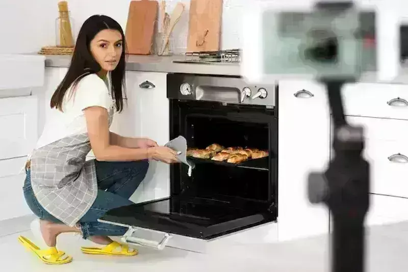 क्या माइक्रोवेव में खाना गर्म करने से पौष्टिक तत्व हो जाते हैं खत्म ये है सच