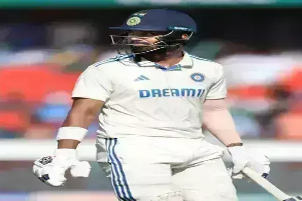 धर्मशाला टेस्ट से केएल राहुल बाहर, बमुराह की टीम में वापसी धर्मशाला टेस्ट से केएल राहुल बाहर, बमुराह की टीम में वापसी