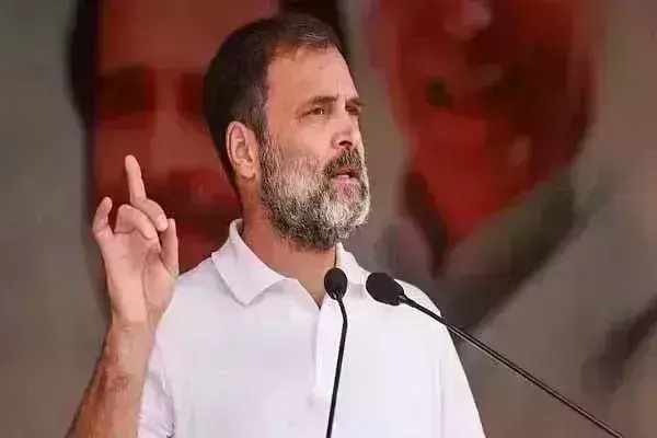 जमानत मिलने के बाद पेशी पर नहीं आए राहुल गांधी, कोर्ट ने 13 मार्च तक का दिया मौका जमानत मिलने के बाद पेशी पर नहीं आए राहुल गांधी, कोर्ट ने 13 मार्च तक का दिया मौका