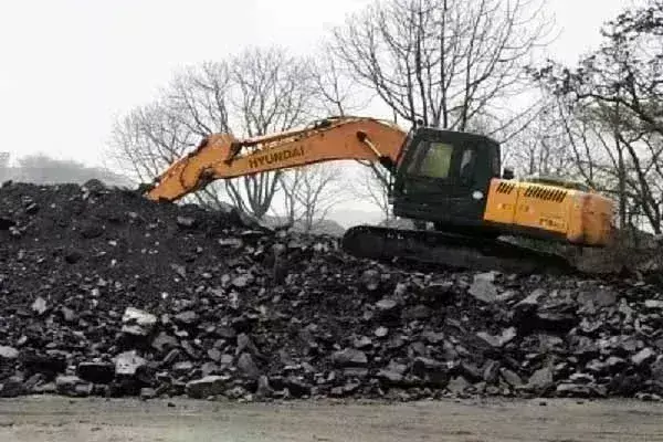 कैप्टिव, वाणिज्यिक खदानों से कोयला उत्पादन 27 प्रतिशत बढ़ा