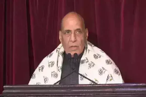 रक्षा मंत्री राजनाथ सिंह आज कारवार नौसैनिक अड्डे पर बुनियादी ढांचा परियोजनाओं का करेंगे उद्घाटन रक्षा मंत्री राजनाथ सिंह आज कारवार नौसैनिक अड्डे पर बुनियादी ढांचा परियोजनाओं का करेंगे उद्घाटन