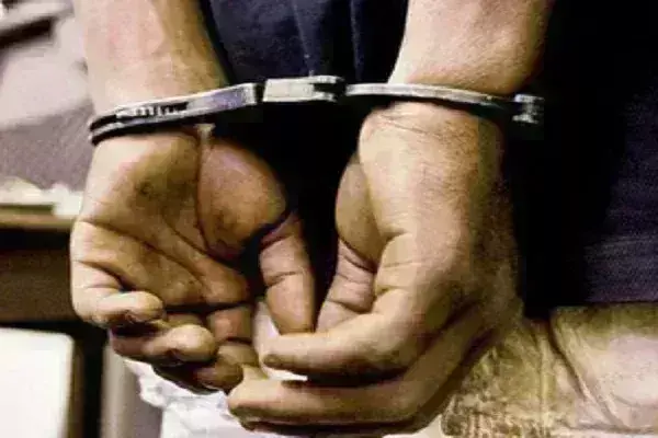इजऱायल का दावा, वेस्ट बैंक में हिरासत में लिए गए 22 लोगों में एक प्रमुख आतंकवादी शामिल इजऱायल का दावा, वेस्ट बैंक में हिरासत में लिए गए 22 लोगों में एक प्रमुख आतंकवादी शामिल