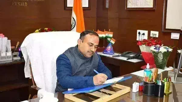 рднрд╛рд░рддреАрдп рдирд┐рд░реНрд╡рд╛рдЪрди рдЖрдпреЛрдЧ рдиреЗ рдкрдВрдЬрд╛рдм рд╡рд┐рдзрд╛рди рд╕рднрд╛ 2022 рдХрд╛ рдЪреБрдирд╛рд╡ рд▓реЬрдиреЗ рд╡рд╛рд▓реЗ 7 рдЙрдореНрдореАрджрд╡рд╛рд░ рдЕрдпреЛрдЧреНрдп рдШреЛрд╖рд┐рдд рдХрд┐рдП: рд╕рд┐рдмрд┐рди рд╕реА рднрд╛рд░рддреАрдп рдирд┐рд░реНрд╡рд╛рдЪрди рдЖрдпреЛрдЧ рдиреЗ рдкрдВрдЬрд╛рдм рд╡рд┐рдзрд╛рди рд╕рднрд╛ 2022 рдХрд╛ рдЪреБрдирд╛рд╡ рд▓реЬрдиреЗ рд╡рд╛рд▓реЗ 7 рдЙрдореНрдореАрджрд╡рд╛рд░ рдЕрдпреЛрдЧреНрдп рдШреЛрд╖рд┐рдд рдХрд┐рдП: рд╕рд┐рдмрд┐рди рд╕реА