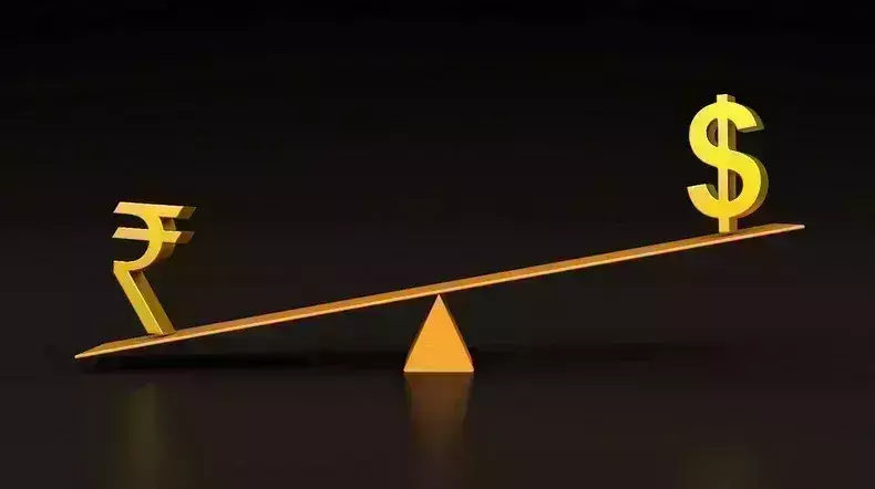 रुपया शुरुआती कारोबार में पांच पैसे टूटकर 82.85 प्रति डॉलर पर