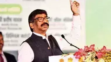 रांची पुलिस ने हेमंत सोरेन की शिकायत पर ईडी के एडिशनल डायरेक्टर सहित अन्य को भेजा समन रांची पुलिस ने हेमंत सोरेन की शिकायत पर ईडी के एडिशनल डायरेक्टर सहित अन्य को भेजा समन
