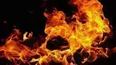 शास्त्री नगर में आग लगने से दो बच्चियों समेत चार की मौत