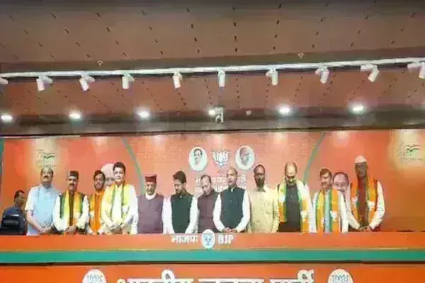 हिमाचल में कांग्रेस को बड़ा राजनीतिक झटका, 6 बागी विधायक बीजेपी में हुए शामिल