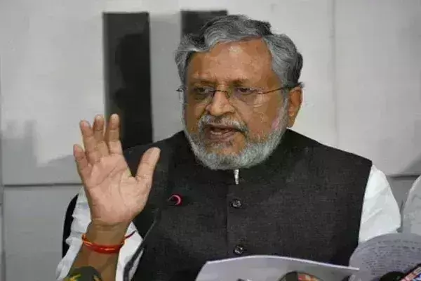 बिहार बीजेपी के कद्दावर नेता सुशील मोदी कैंसर से पीड़ित, चुनाव में नहीं करेंगे प्रचार बिहार बीजेपी के कद्दावर नेता सुशील मोदी कैंसर से पीड़ित, चुनाव में नहीं करेंगे प्रचार