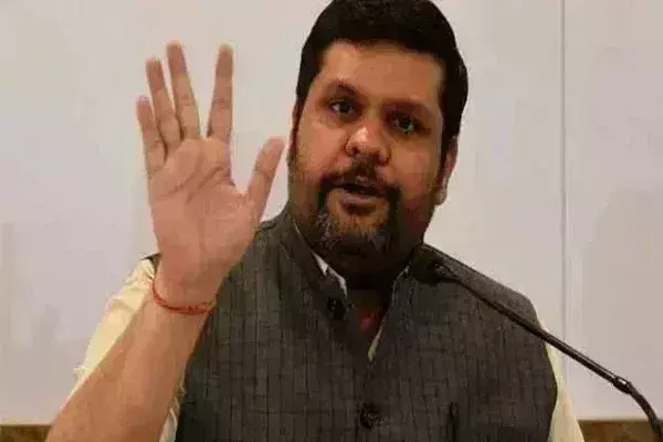 लोकसभा चुनाव से पहले कांग्रेस को बड़ा झटका, राष्ट्रीय प्रवक्ता गौरव वल्लभ ने पार्टी से दिया इस्तीफा लोकसभा चुनाव से पहले कांग्रेस को बड़ा झटका, राष्ट्रीय प्रवक्ता गौरव वल्लभ ने पार्टी से दिया इस्तीफा