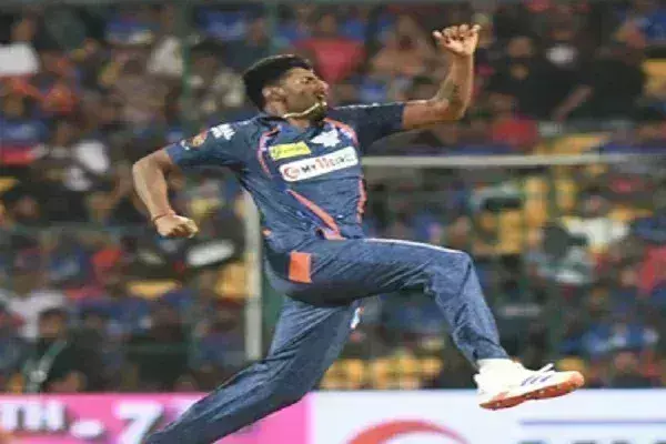 मयंक यादव ने आरसीबी को एलएसजी पर 28 रनों से जीत दिलाई मयंक यादव ने आरसीबी को एलएसजी पर 28 रनों से जीत दिलाई