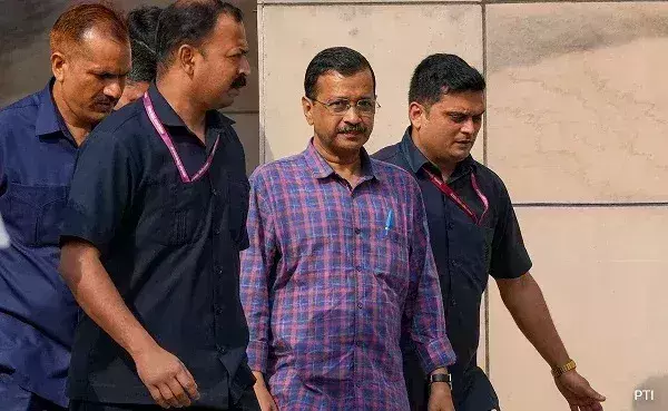 लोकतंत्र को अपने तरीके से काम करने दें…केजरीवाल को सीएम पद से हटाने की दूसरी याचिका भी खारिज