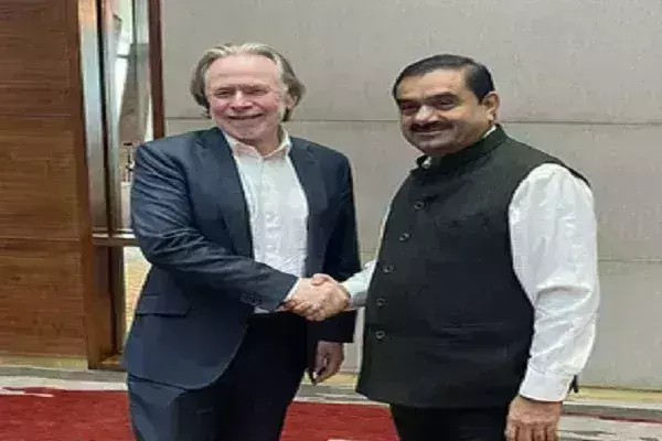 भारत में ऑस्ट्रेलियाई उच्चायुक्त ने गौतम अदाणी के साथ भविष्य के सहयोग पर चर्चा की भारत में ऑस्ट्रेलियाई उच्चायुक्त ने गौतम अदाणी के साथ भविष्य के सहयोग पर चर्चा की