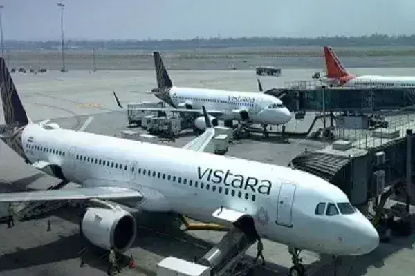 рд╡рд┐рд╕реНрддрд╛рд░рд╛ рдиреЗ рдЙрдбрд╝рд╛рдиреЛрдВ рдореЗрдВ рдХрдЯреМрддреА рдХреА рдШреЛрд╖рдгрд╛ рдХреА рд╡рд┐рд╕реНрддрд╛рд░рд╛ рдиреЗ рдЙрдбрд╝рд╛рдиреЛрдВ рдореЗрдВ рдХрдЯреМрддреА рдХреА рдШреЛрд╖рдгрд╛ рдХреА