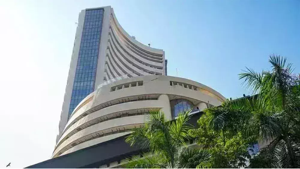 सेंसेक्स की शीर्ष 10 में से सात कंपनियों का बाजार पूंजीकरण 59,404 करोड़ रुपये बढ़ा सेंसेक्स की शीर्ष 10 में से सात कंपनियों का बाजार पूंजीकरण 59,404 करोड़ रुपये बढ़ा