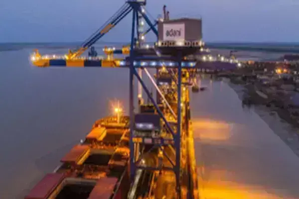 अदाणी पोर्ट्स ने अधिग्रहण के बाद कैसे देश के बंदरगाहों की विकास क्षमता का किया इस्तेमाल
