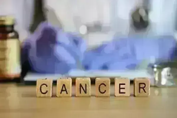 рд╢реЛрдзрдХрд░реНрддрд╛рдУрдВ рдХреЛ рдмрдбрд╝реА рд╕рдлрд▓рддрд╛, рдХреИрдВрд╕рд░ рд╕реЗ рд▓рдбрд╝рдиреЗ рдФрд░ рд╕реНрд╡рд╕реНрде рдХреЛрд╢рд┐рдХрд╛рдУрдВ рдХреЛ рд╕реБрд░рдХреНрд╖рд┐рдд рд░рдЦрдиреЗ рдХреЗ рд▓рд┐рдП рд╡рд┐рдХрд╕рд┐рдд рдХреА рдирдИ рдереЗрд░реЗрдкреА рд╢реЛрдзрдХрд░реНрддрд╛рдУрдВ рдХреЛ рдмрдбрд╝реА рд╕рдлрд▓рддрд╛, рдХреИрдВрд╕рд░ рд╕реЗ рд▓рдбрд╝рдиреЗ рдФрд░ рд╕реНрд╡рд╕реНрде рдХреЛрд╢рд┐рдХрд╛рдУрдВ рдХреЛ рд╕реБрд░рдХреНрд╖рд┐рдд рд░рдЦрдиреЗ рдХреЗ рд▓рд┐рдП рд╡рд┐рдХрд╕рд┐рдд рдХреА рдирдИ рдереЗрд░реЗрдкреА