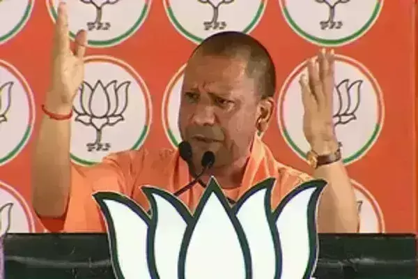 कांग्रेस, सपा-बसपा की किस्मत पर लगा दीजिए अलीगढ़ का ताला : मुख्यमंत्री योगी