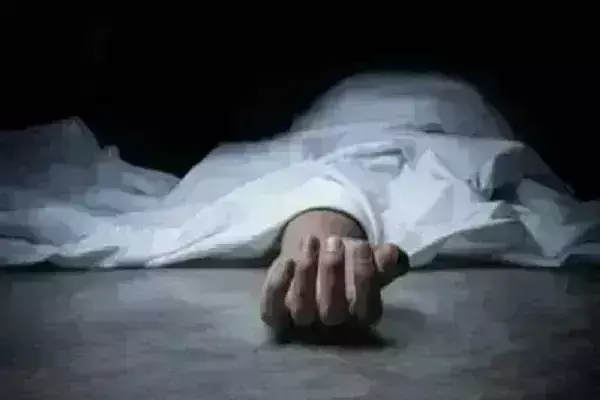 झारखंड के गुमला में बेटे ने माता-पिता को पीट-पीटकर मार डाला