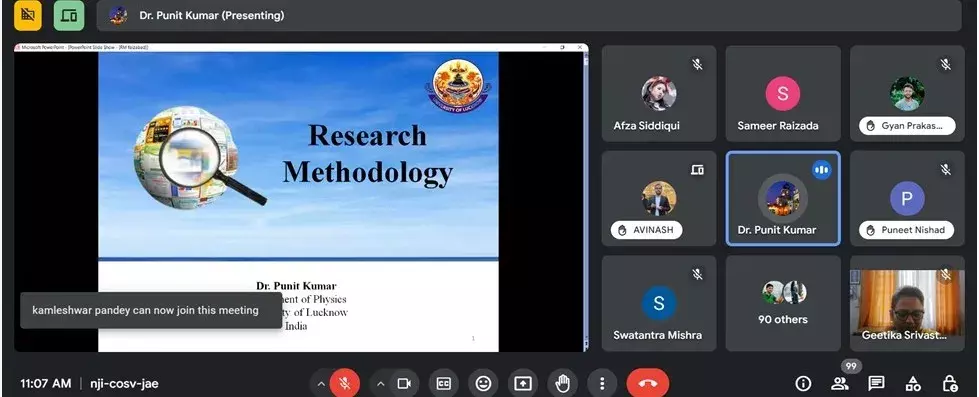 शोधार्थियों में जिज्ञासा का होना बहुत जरूरीः प्रो0 पुनीत कुमार