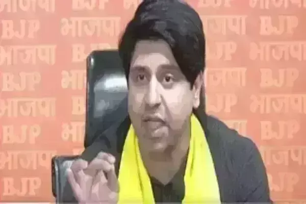 लवली का इस्तीफा, टुकड़े-टुकड़े कांग्रेस का प्रमाण : भाजपा लवली का इस्तीफा, टुकड़े-टुकड़े कांग्रेस का प्रमाण : भाजपा